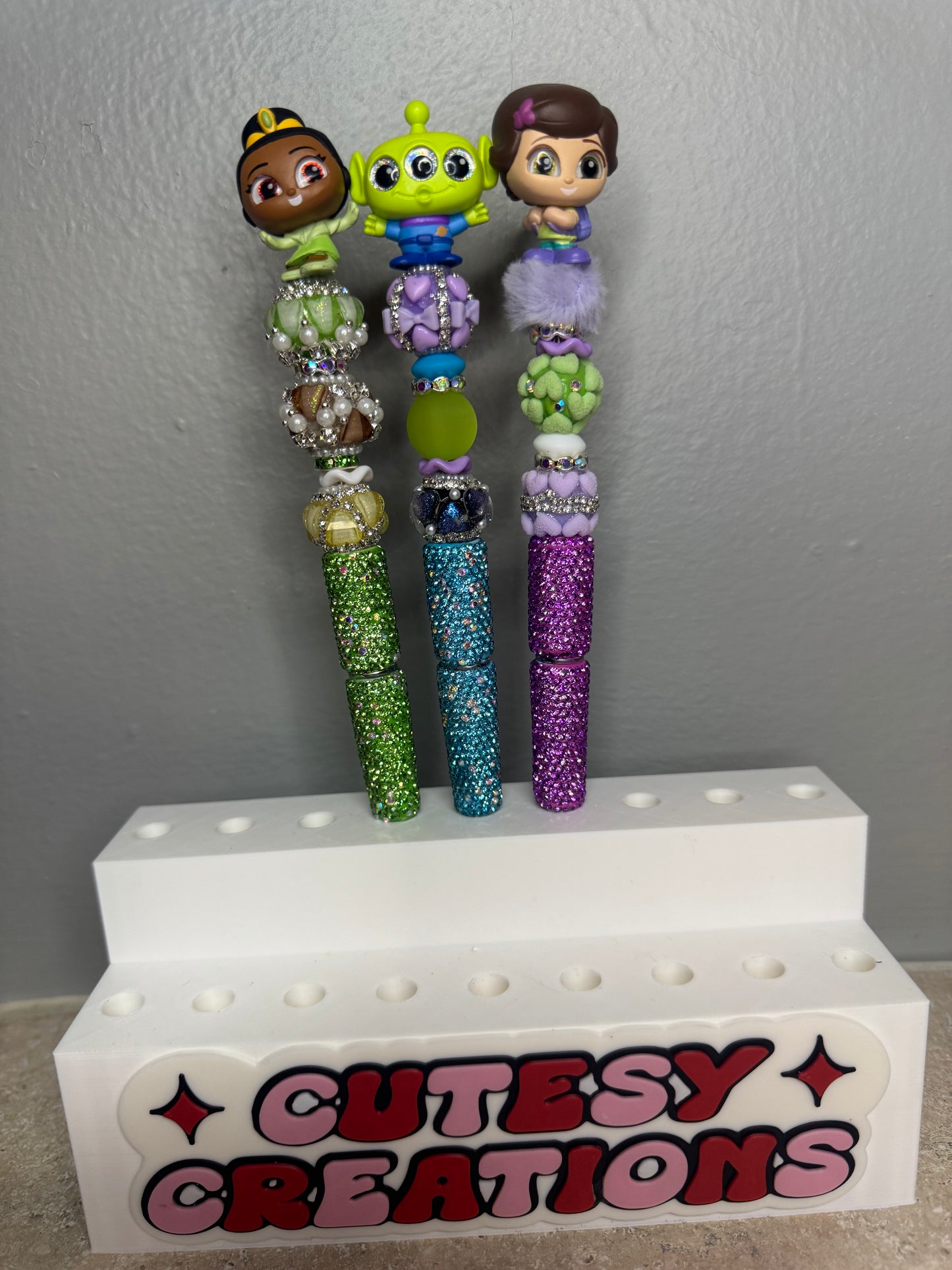Rhinestone pens/premade